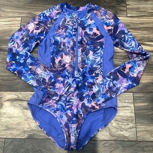 NWOT Athleta Girls Swimsuit / Long sleeve